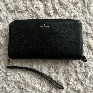 Kate Spade Black Leather Wristlet Wallet